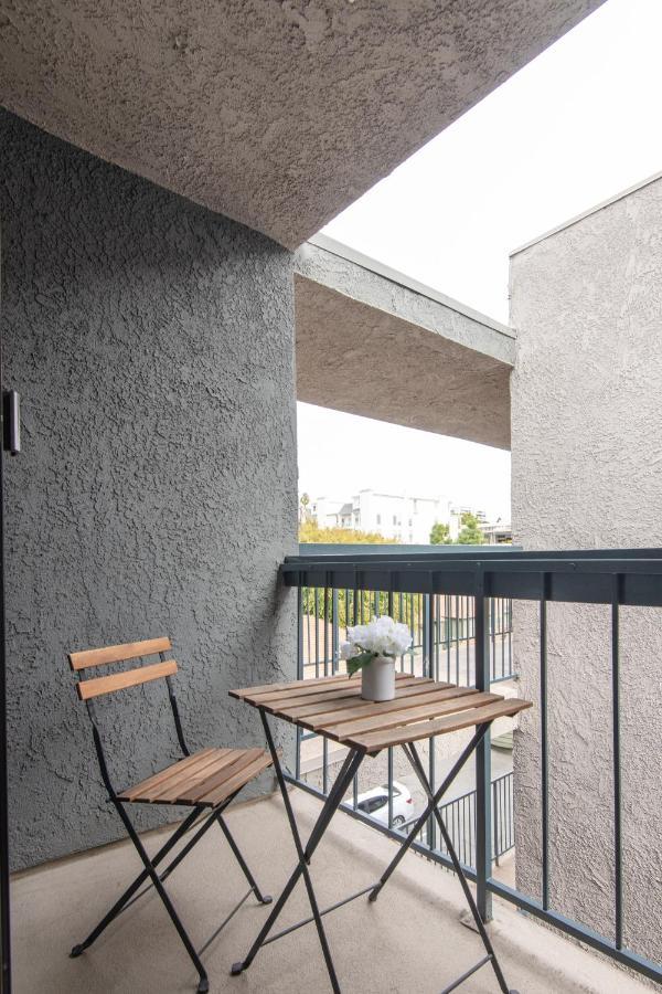 Executive Jr One Bedroom With Balcony And Pool Apartamento Los Angeles